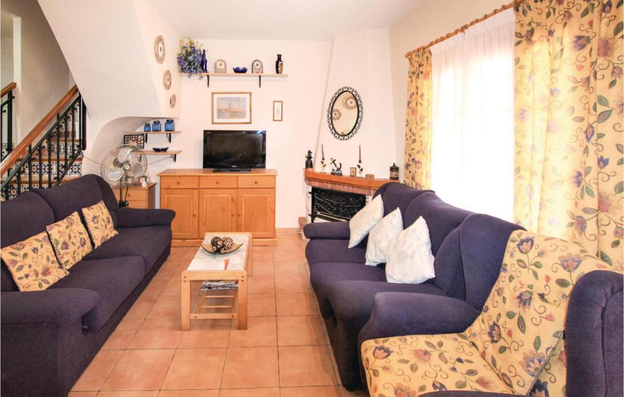 Lovely Home In Santa Pola With Kitchenette 外观 照片