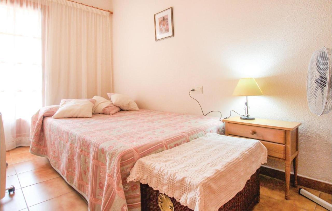 Lovely Home In Santa Pola With Kitchenette 外观 照片